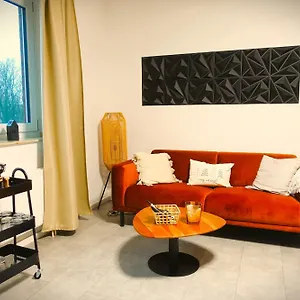 Getaway - Balkon - Kueche - Ruhe - Waesche - S-bahn - 60 Qm Apartment